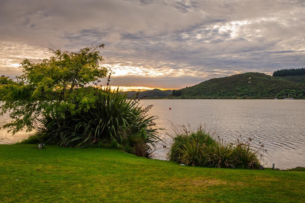Vr Rotorua Lake Resort Ngoại thất bức ảnh